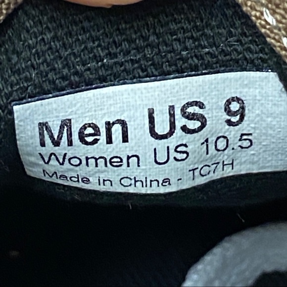 Vans - Picture 7 of 7